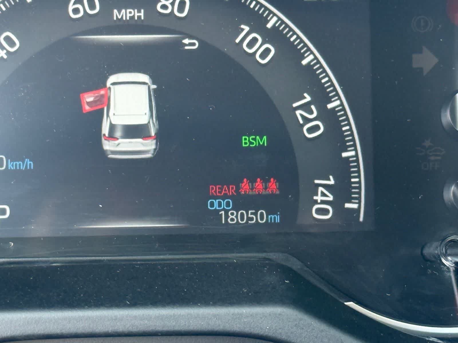 Used 2023 Toyota RAV4 XLE FWD image 22
