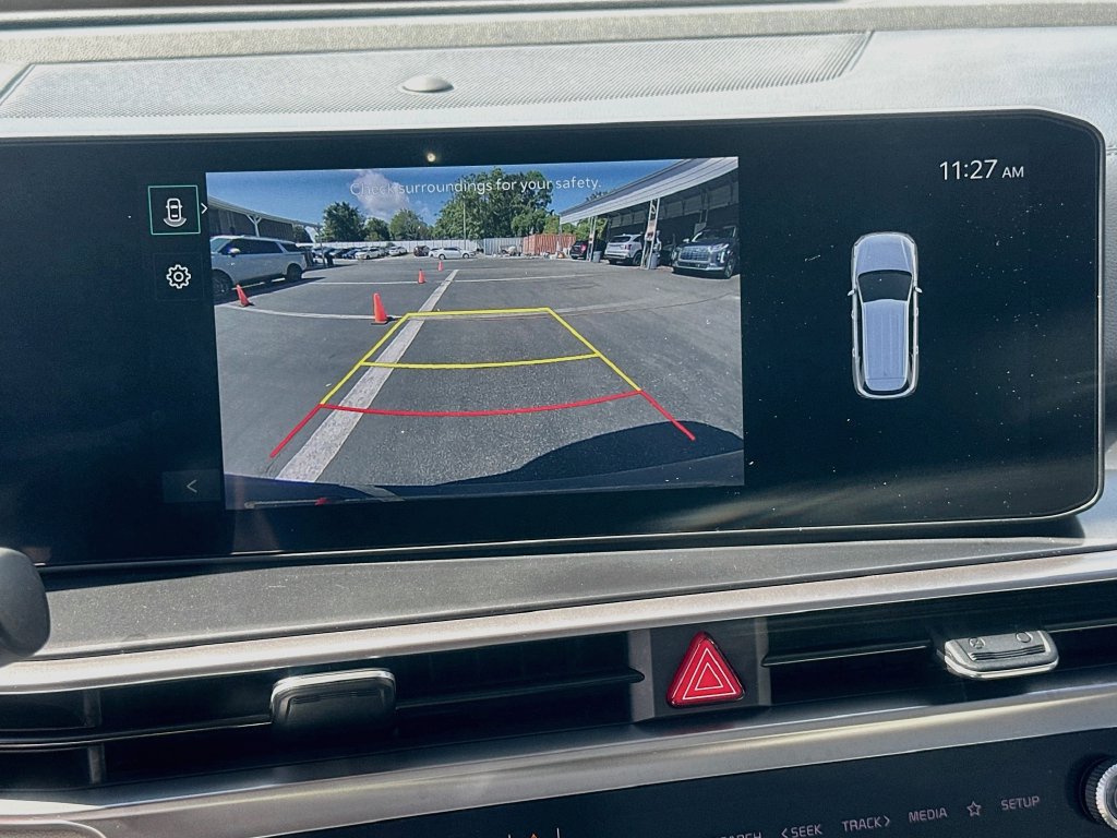 Certified 2025 Kia Sorento EX w/ Panoramic Sunroof Package FWD image 14
