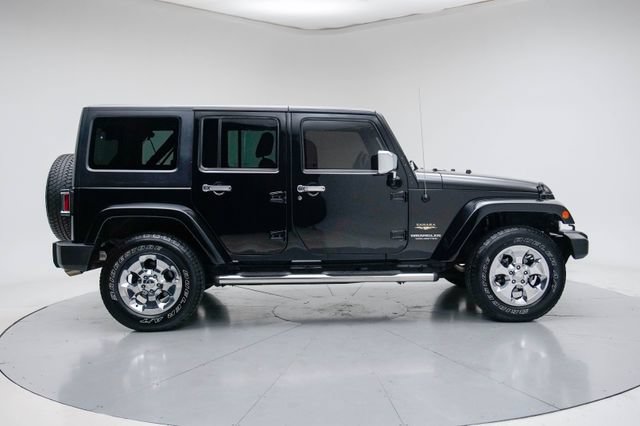 Used 2023 Jeep Wrangler Unlimited Sahara w/ LED Lighting Group AWD/4WD image 32