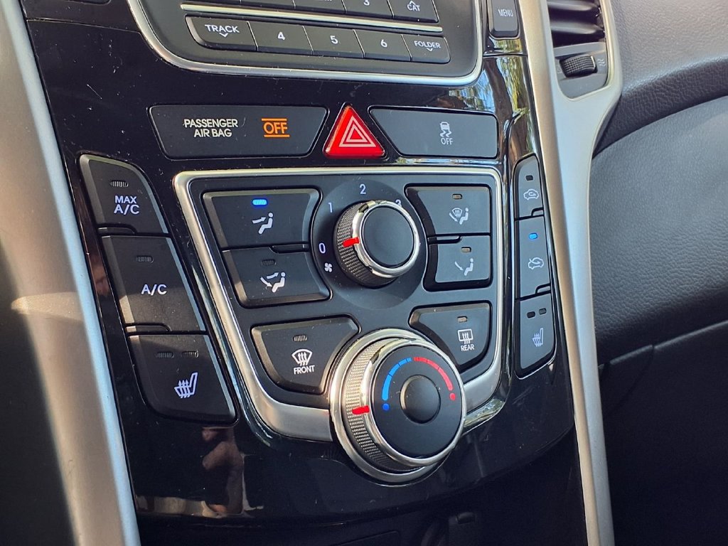 Used 2014 Hyundai Elantra GT FWD image 8