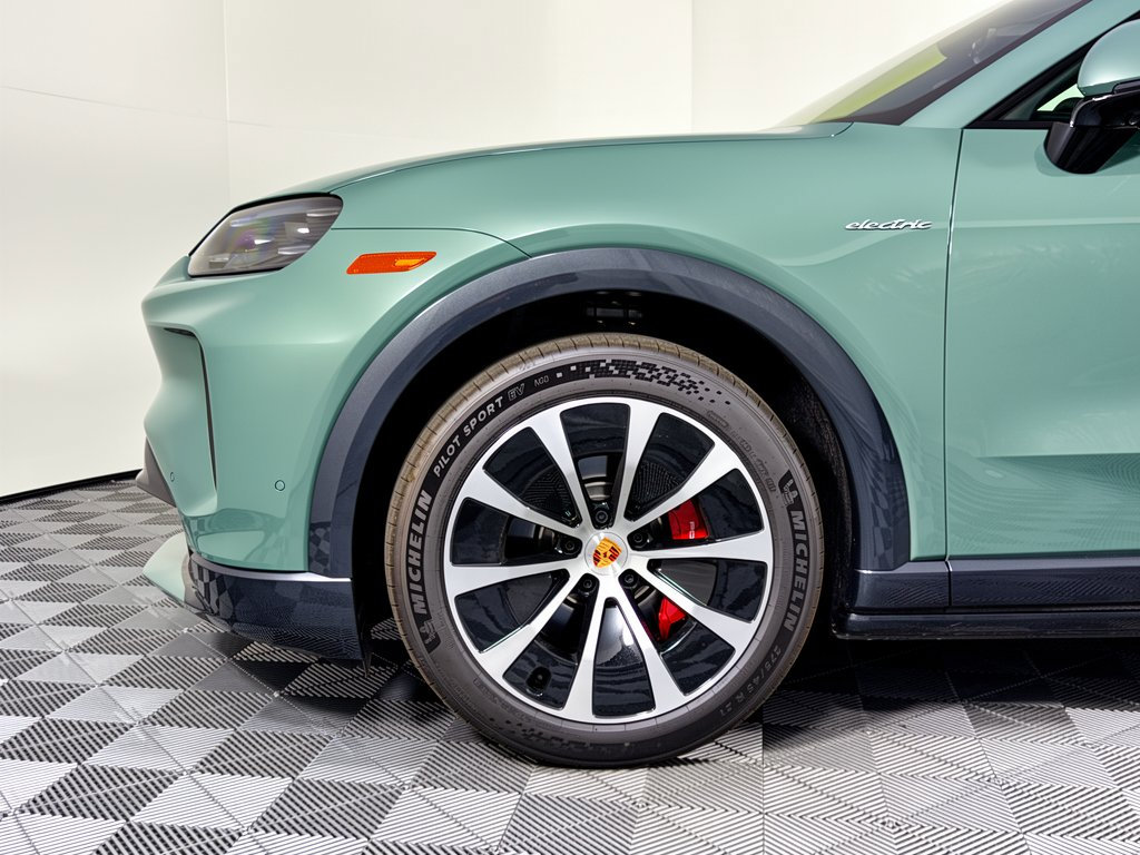 New 2026 Porsche Cayenne S AWD/4WD image 13