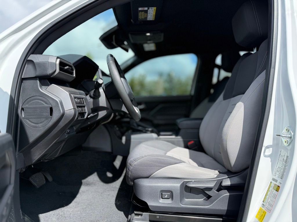 Used 2024 Toyota Tacoma TRD Off-Road image 14