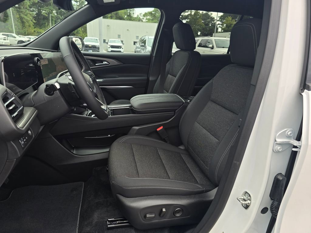 New 2026 Chevrolet Traverse LT w/ Midnight/Sport Edition image 18