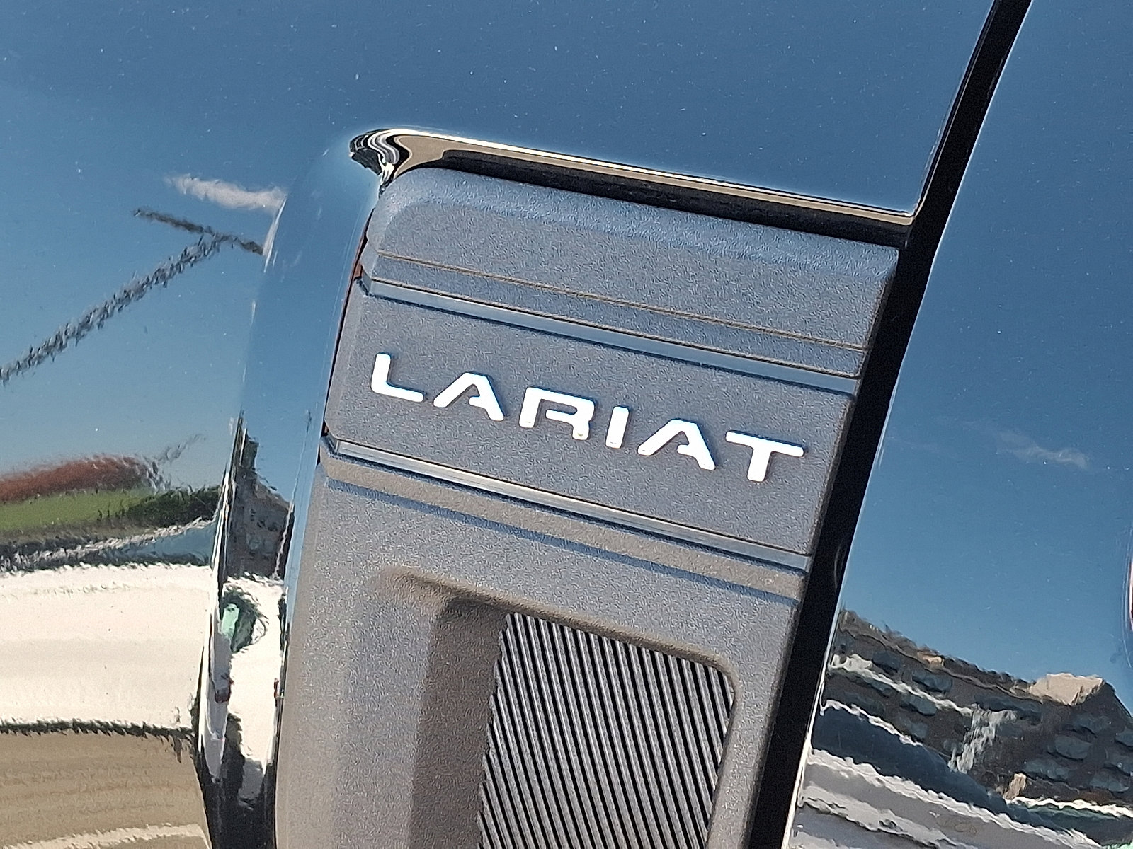 Used 2024 Ford Maverick Lariat w/ FX4 Off-Road Package image 30