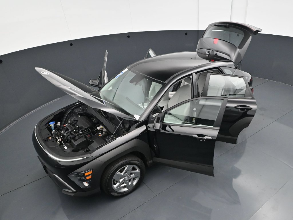 Used 2024 Hyundai Kona SE AWD/4WD image 38
