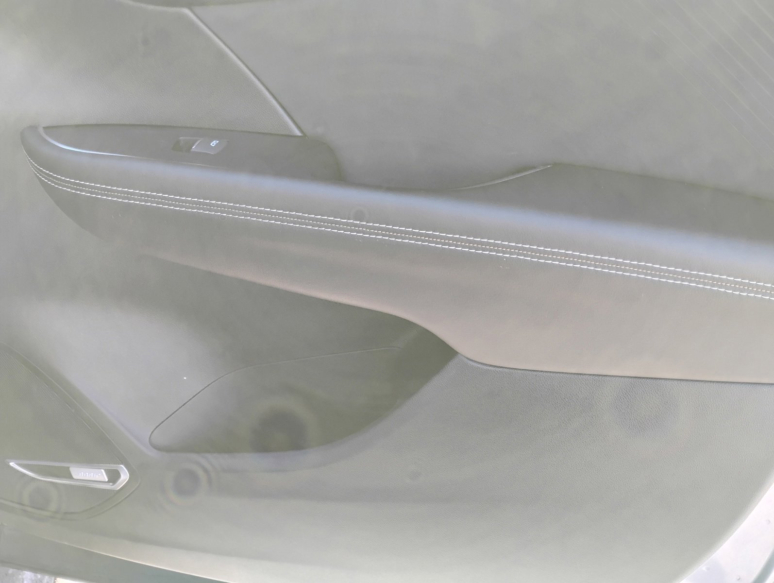 Used 2025 Buick Envision Sport Touring image 20