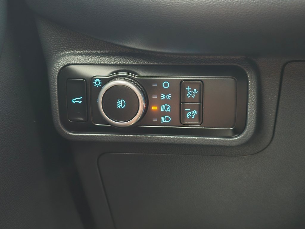 Used 2025 Ford Explorer ST-Line AWD/4WD image 23