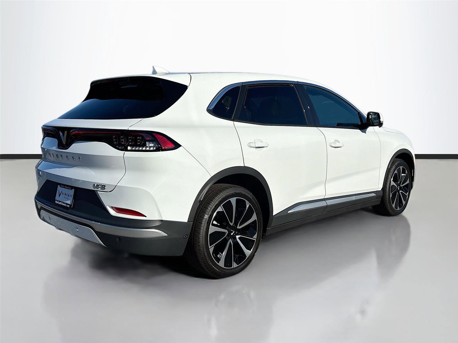 New 2025 VinFast VF 8 Plus image 7