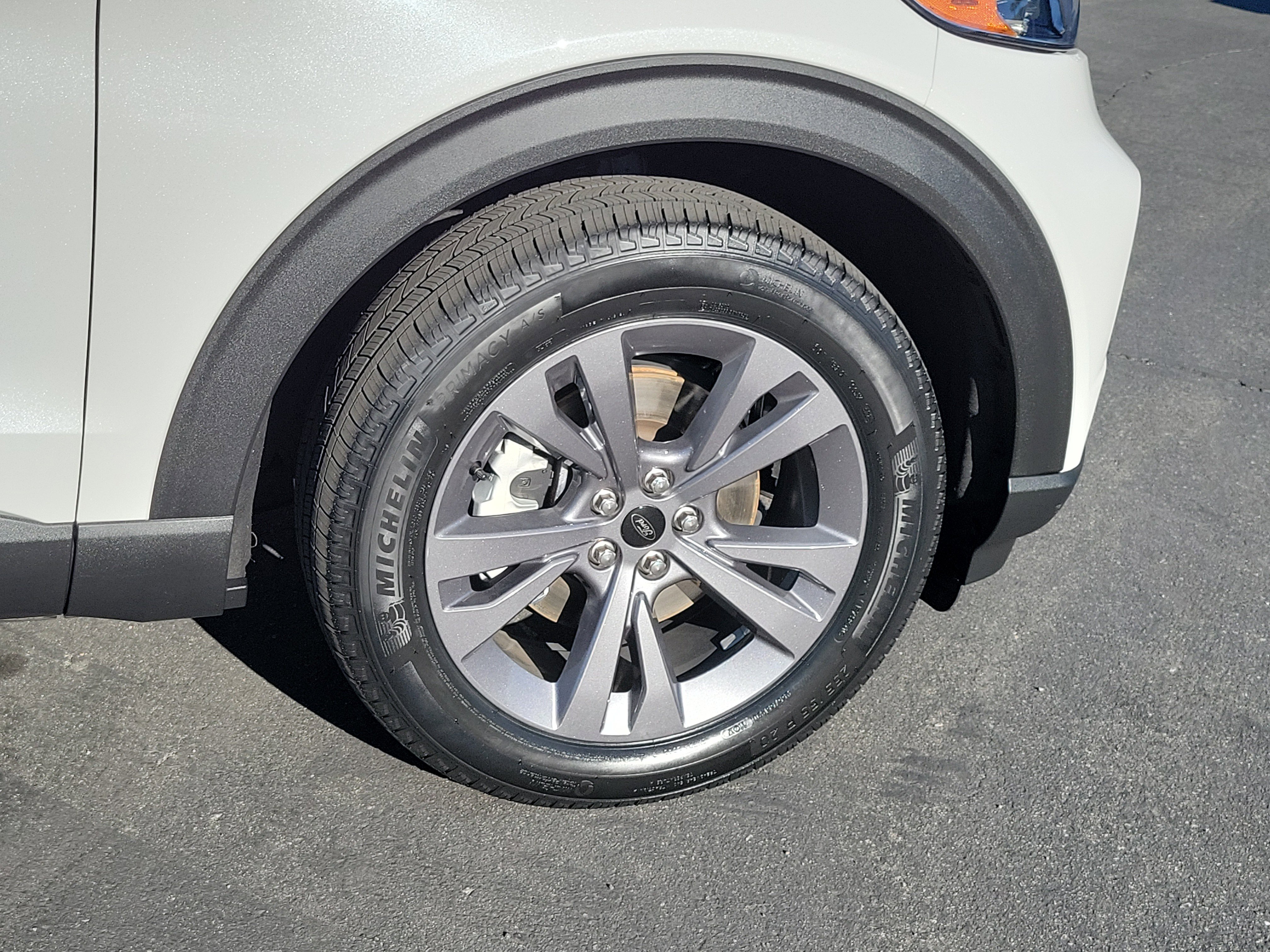 Certified 2022 Ford Explorer XLT w/ Equipment Group 202A image 14