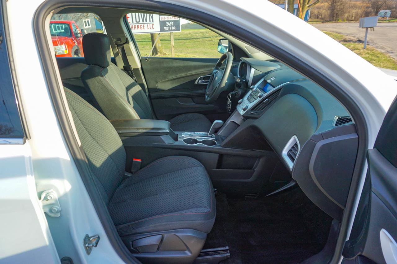 Used 2013 Chevrolet Equinox LS image 19