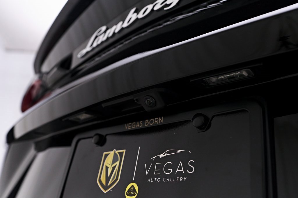 Used 2022 Lamborghini Urus image 24