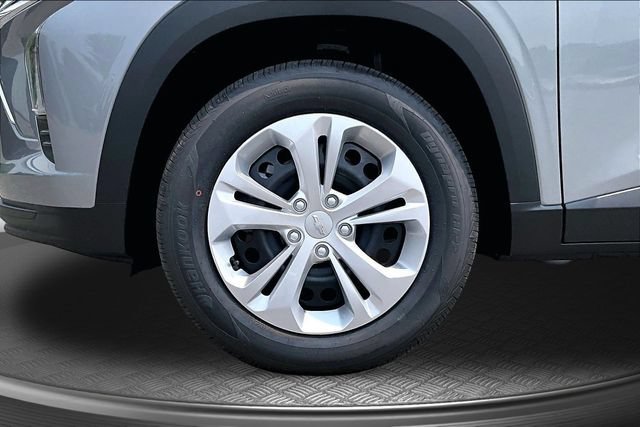 New 2026 Chevrolet Trax LS FWD image 11
