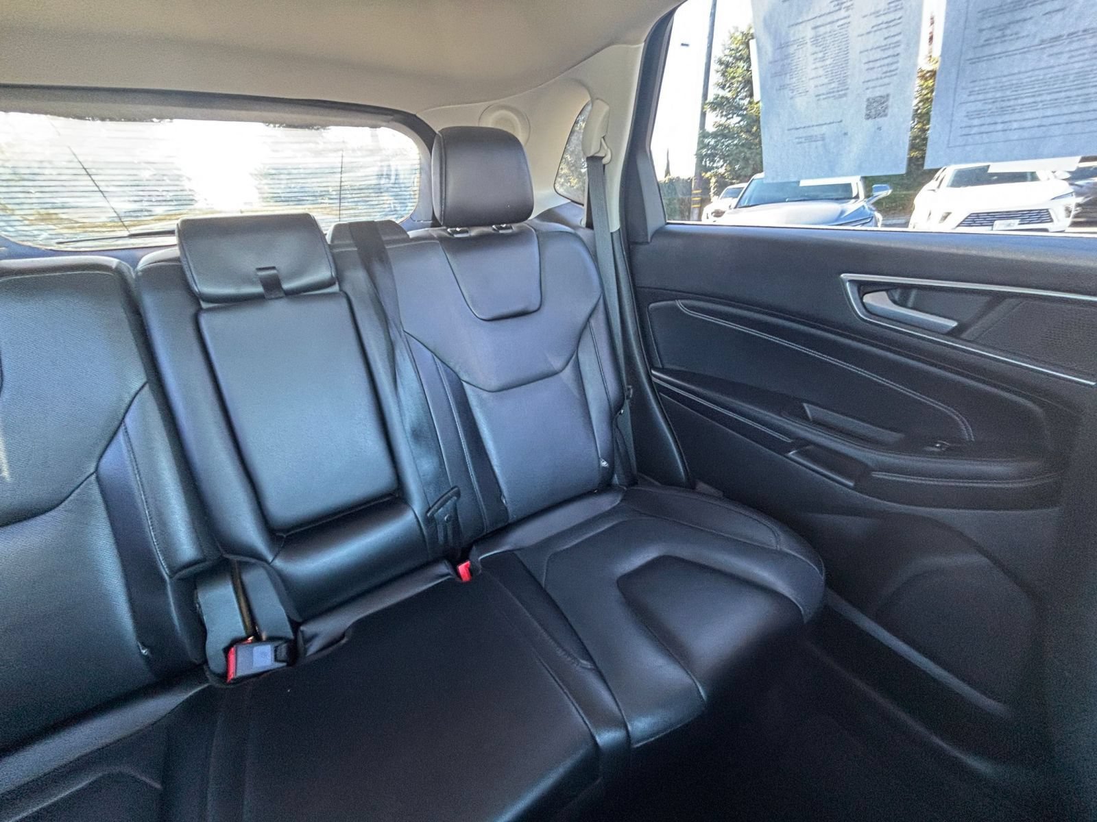 Used 2022 Ford Edge Titanium w/ Equipment Group 301A AWD/4WD image 39