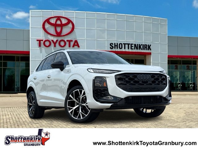 Used 2026 Audi Q3 quattro 2.0T AWD/4WD image 1
