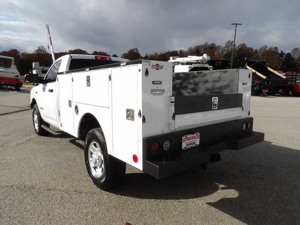 Used 2022 RAM 2500 Tradesman RWD image 5