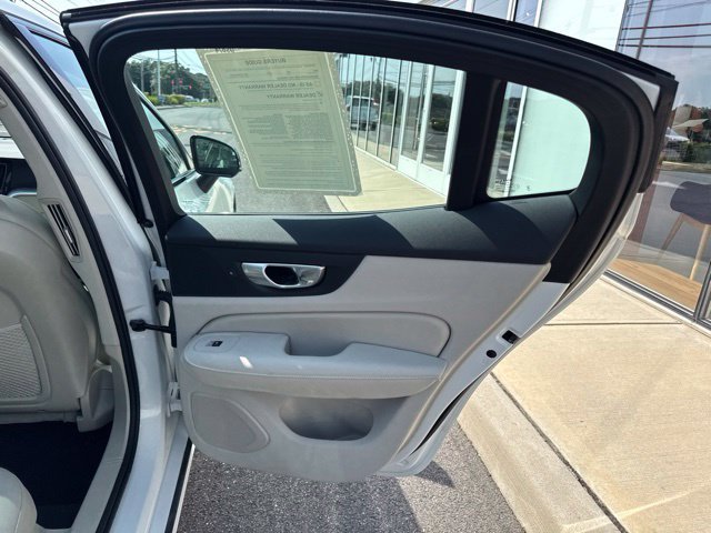 Certified 2025 Volvo S60 B5 Core AWD/4WD image 12