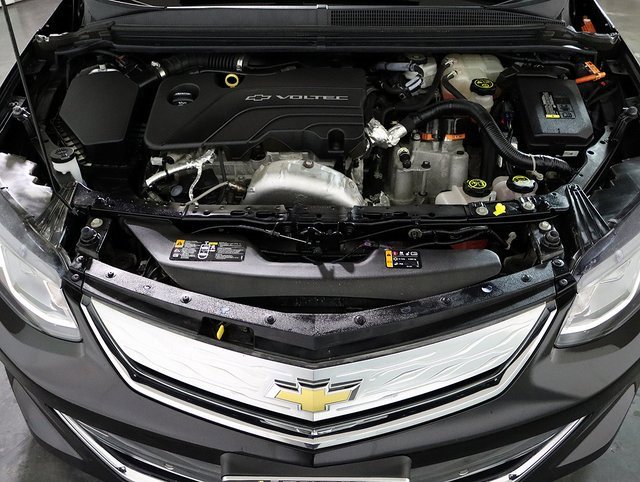 Used 2018 Chevrolet Volt Premier w/ Driver Confidence Package image 37