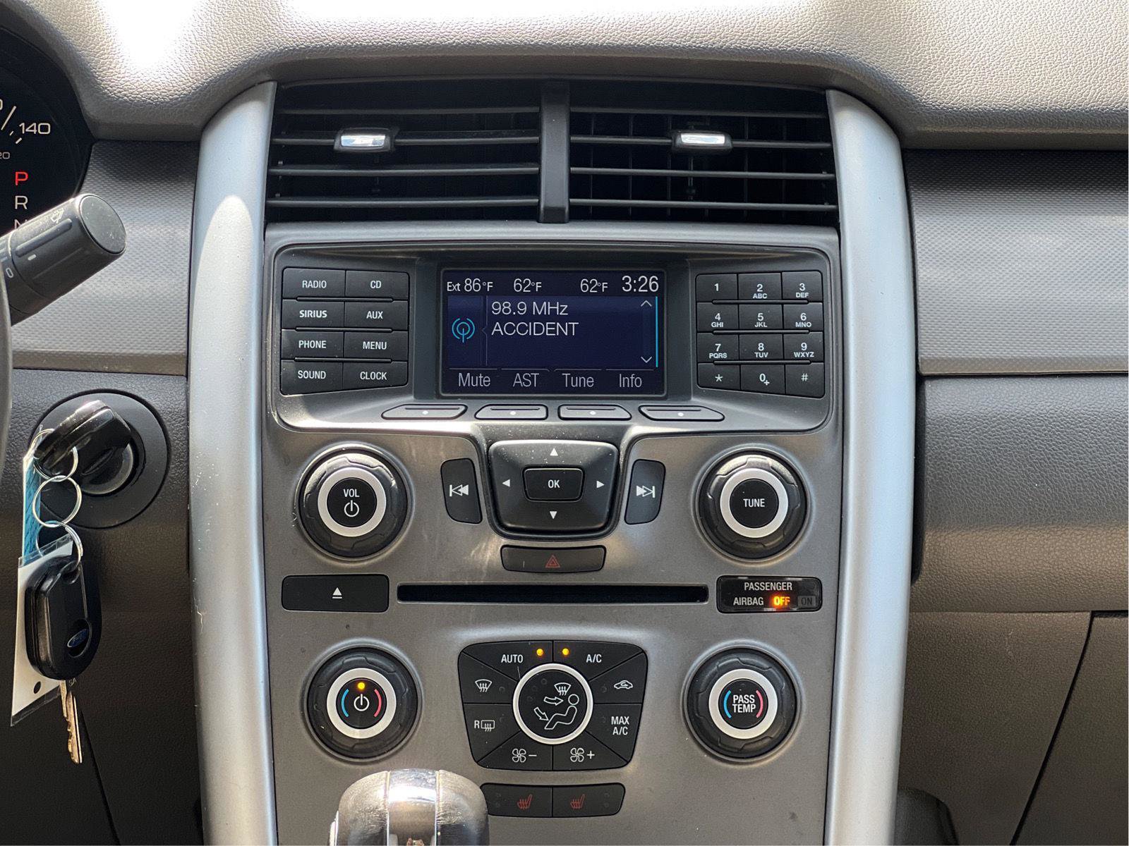 Used 2013 Ford Edge SEL AWD/4WD image 4
