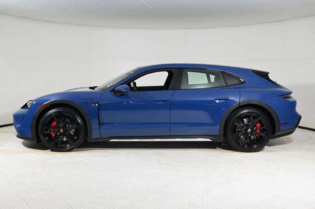 Certified 2023 Porsche Taycan 4S image 2