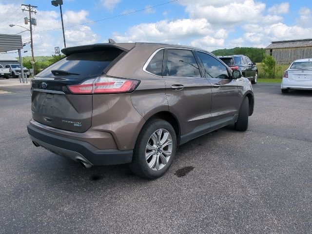 Used 2019 Ford Edge Titanium w/ Equipment Group 301A AWD/4WD image 11