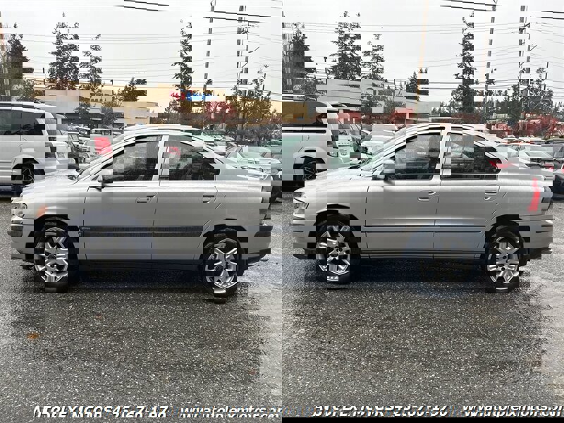 Used 2001 Volvo S60 2.4T image 3