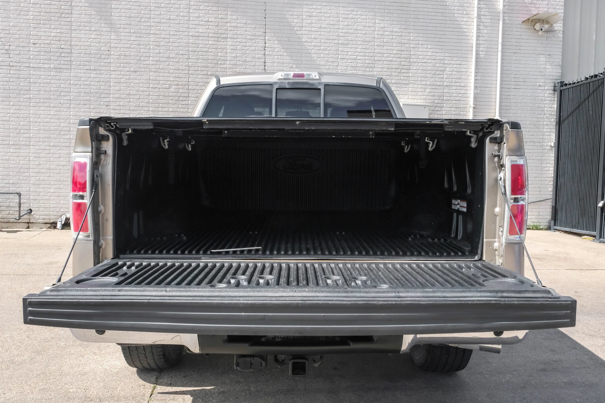 Used 2012 Ford F150 Lariat w/ Lariat Chrome Pkg AWD/4WD image 45