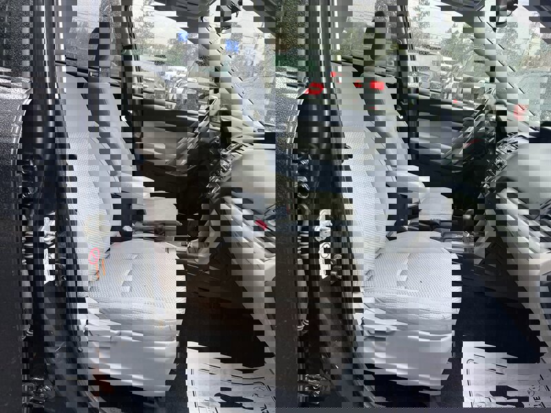 Used 2014 Subaru Forester 2.5i Premium w/ All-Weather Package image 13