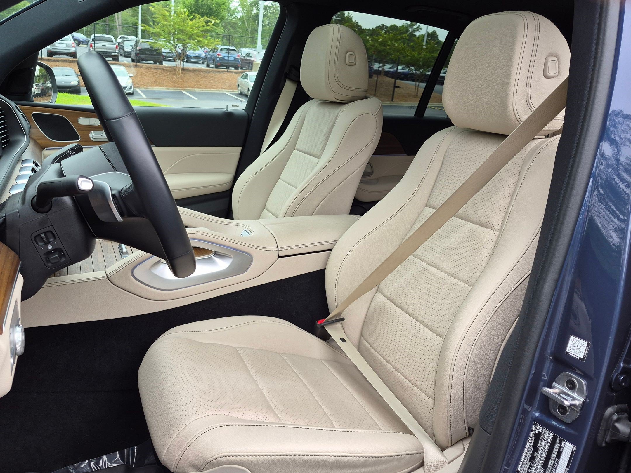 Certified 2025 Mercedes-Benz GLE 350 4MATIC image 17