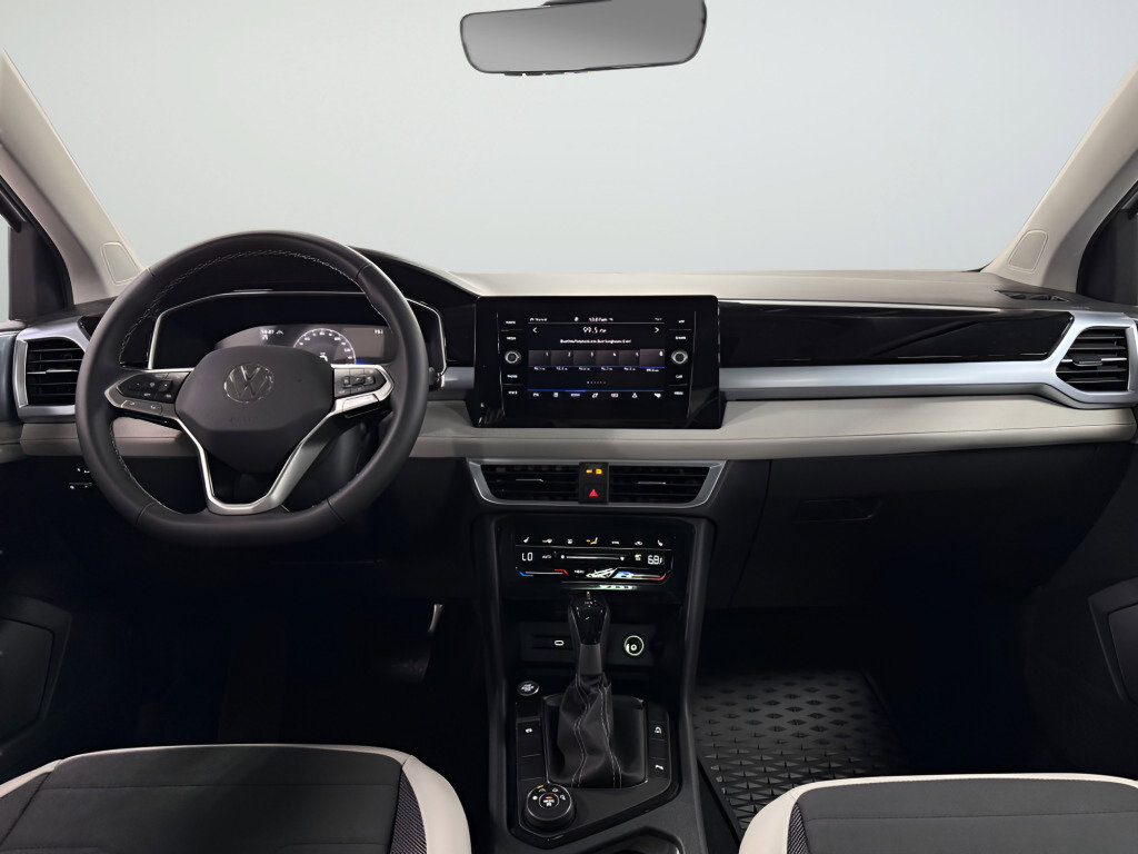 New 2025 Volkswagen Taos SE image 10