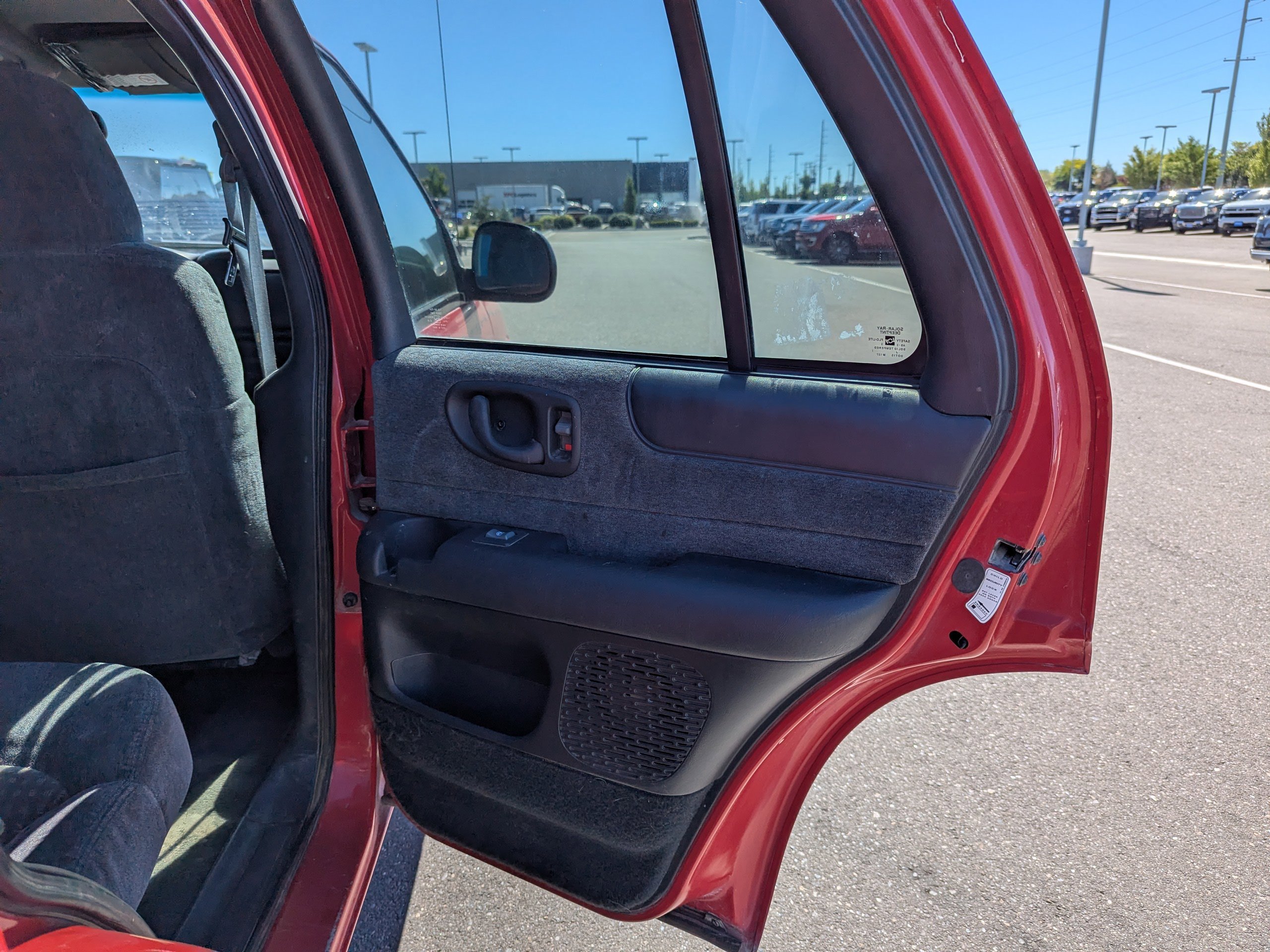 Used 1998 Chevrolet Blazer LS w/ Preferred Equipment Group AWD/4WD image 28