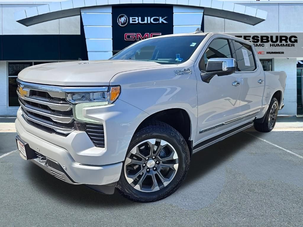 Used 2023 Chevrolet Silverado 1500 High Country w/ Technology Package AWD/4WD image 3