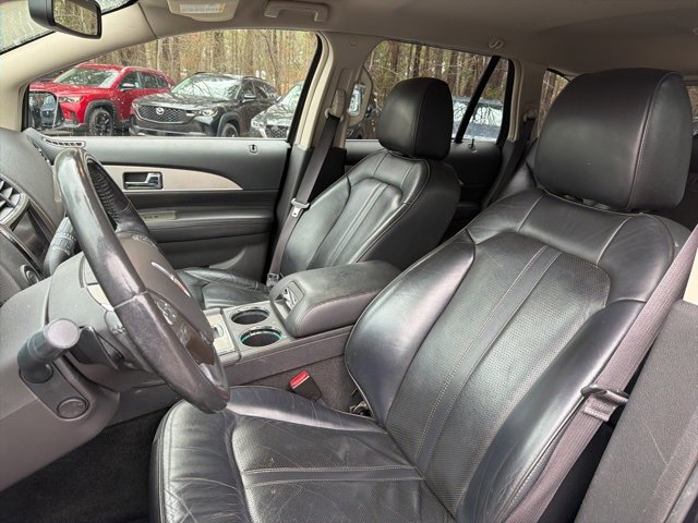 Used 2013 Lincoln MKX FWD image 9