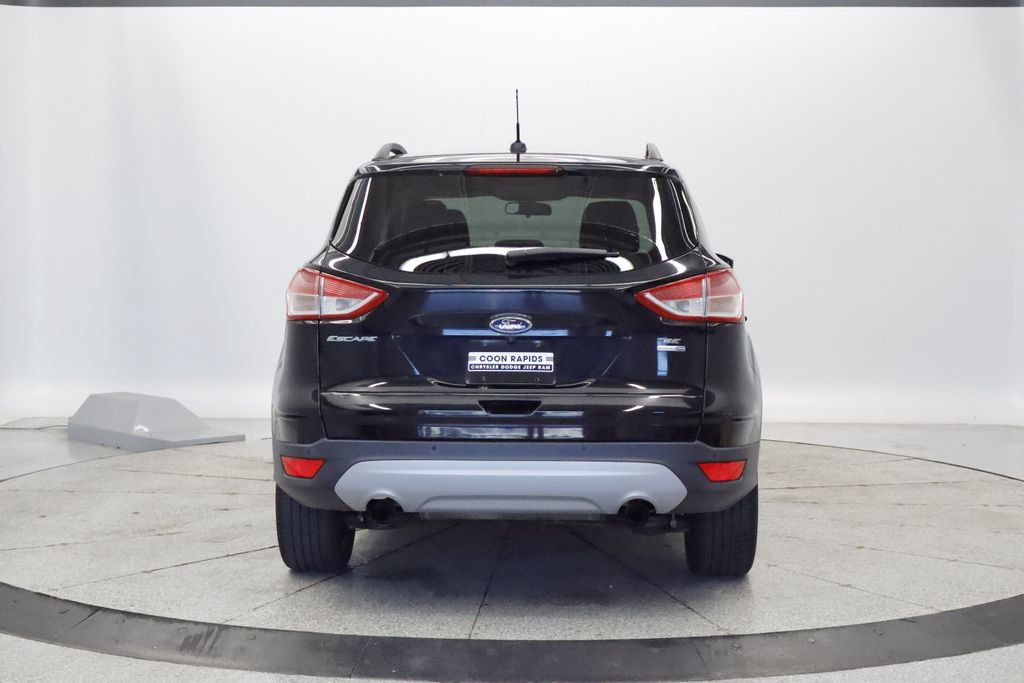 Used 2016 Ford Escape SE w/ SE Leather Comfort Package AWD/4WD image 4