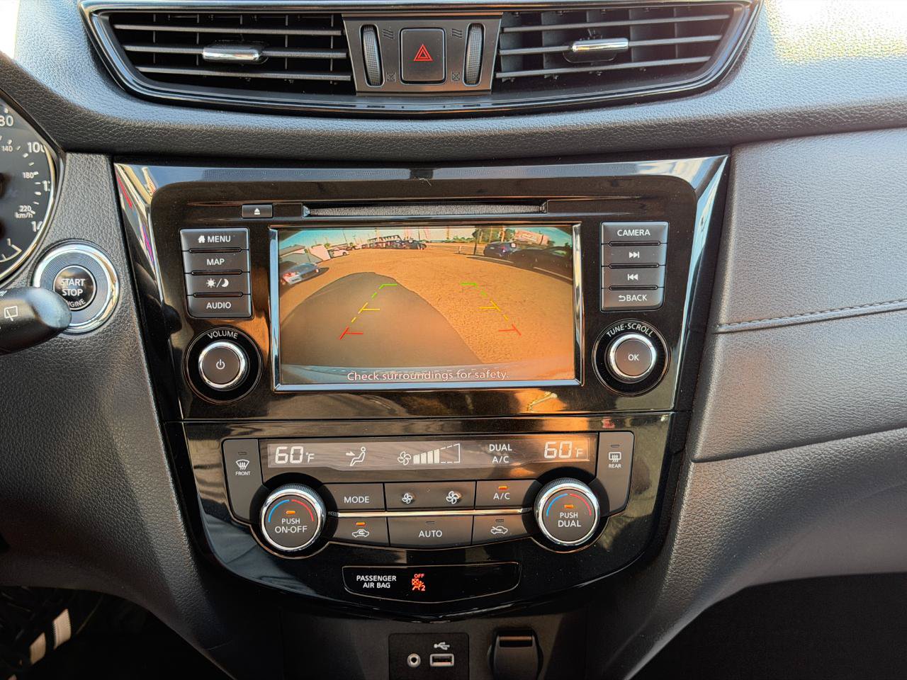 Used 2018 Nissan Rogue SV AWD/4WD image 22