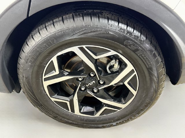 Used 2023 Kia Sportage LX FWD image 35