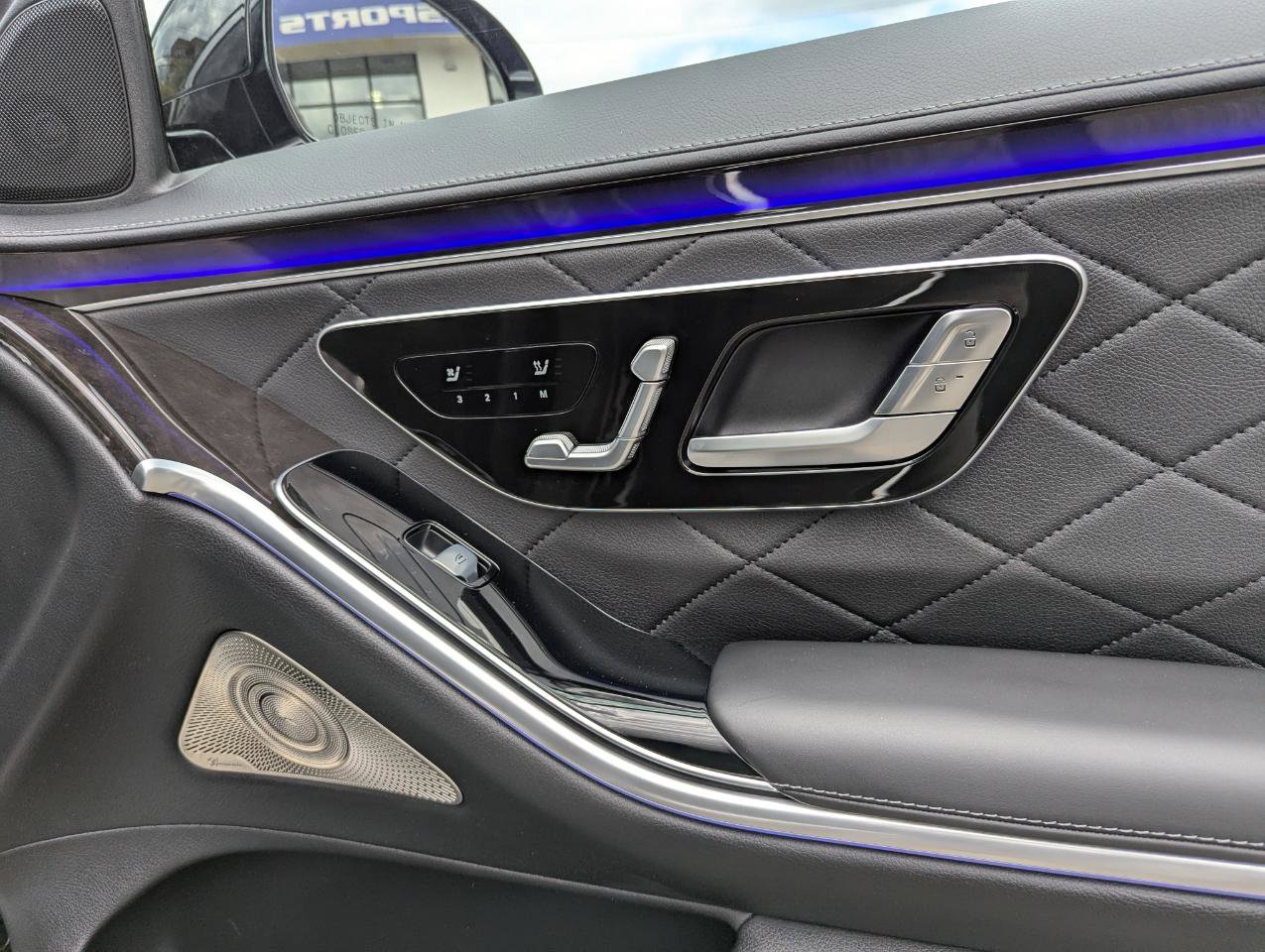 Used 2025 Mercedes-Benz S 580 4MATIC Sedan image 33