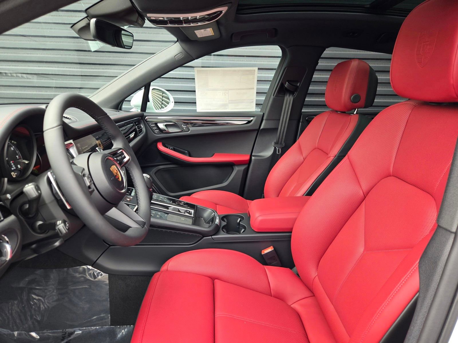 New 2026 Porsche Macan AWD/4WD image 26