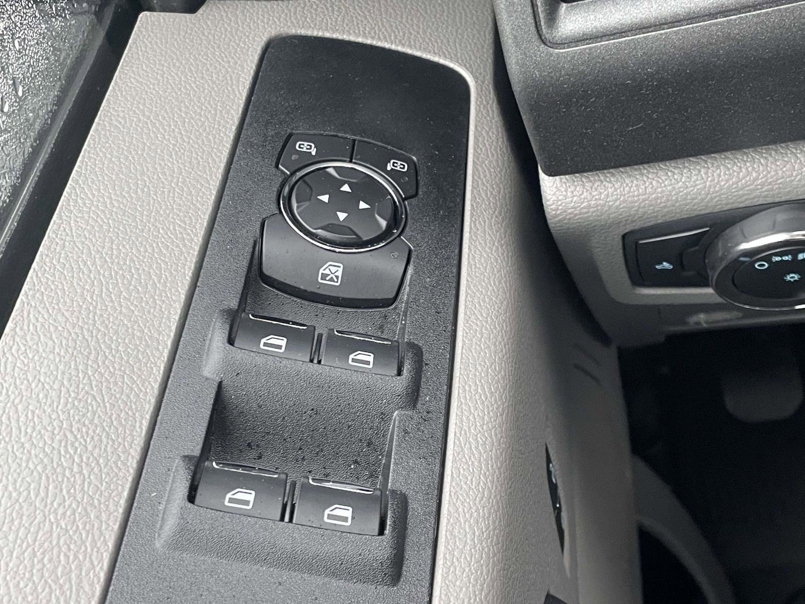 Used 2020 Ford F250 XL w/ STX Appearance Package image 7