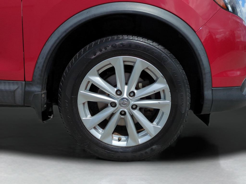 Certified 2018 Nissan Rogue Sport SV image 10