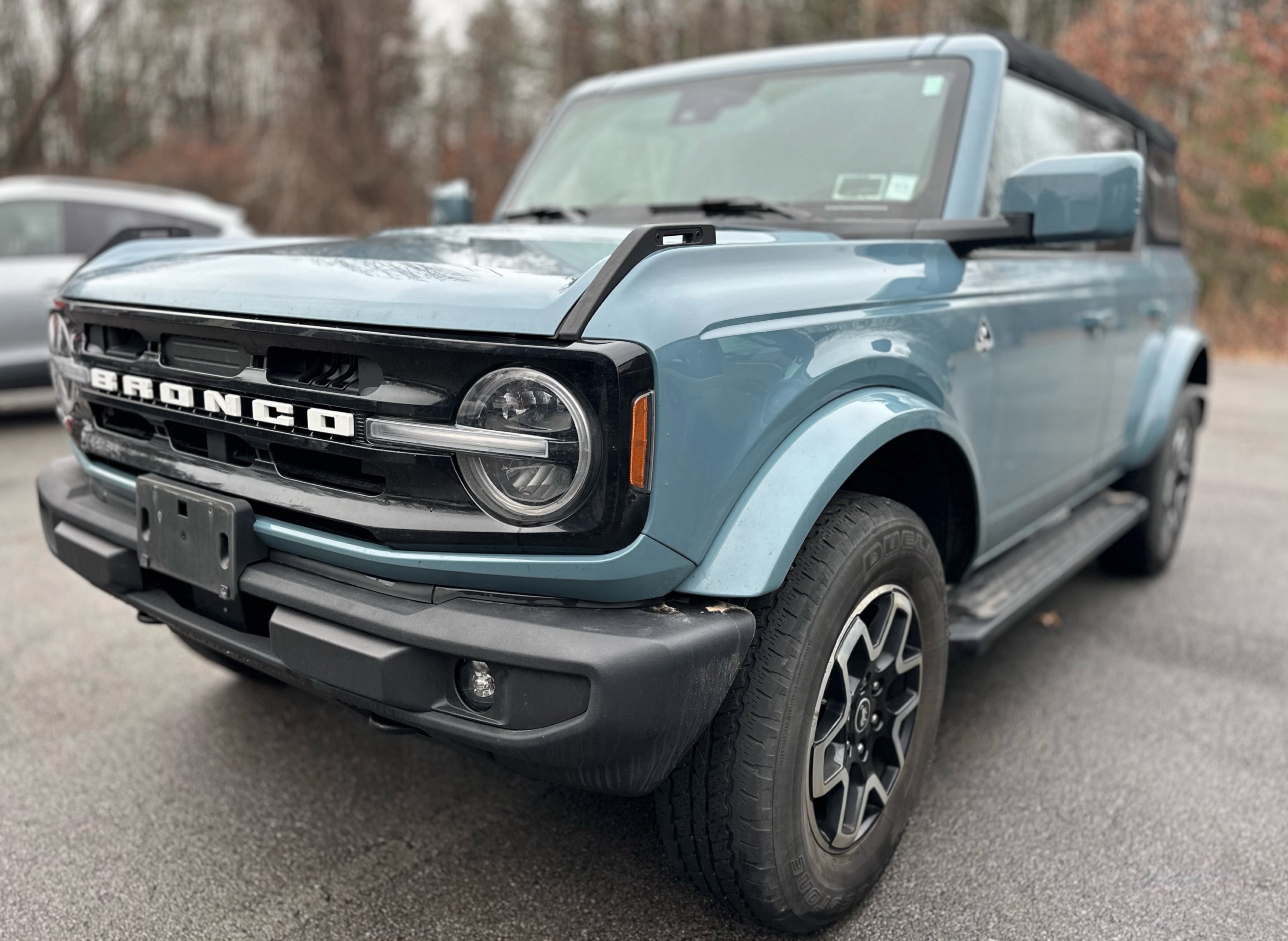 Used 2023 Ford Bronco Outer Banks image 9