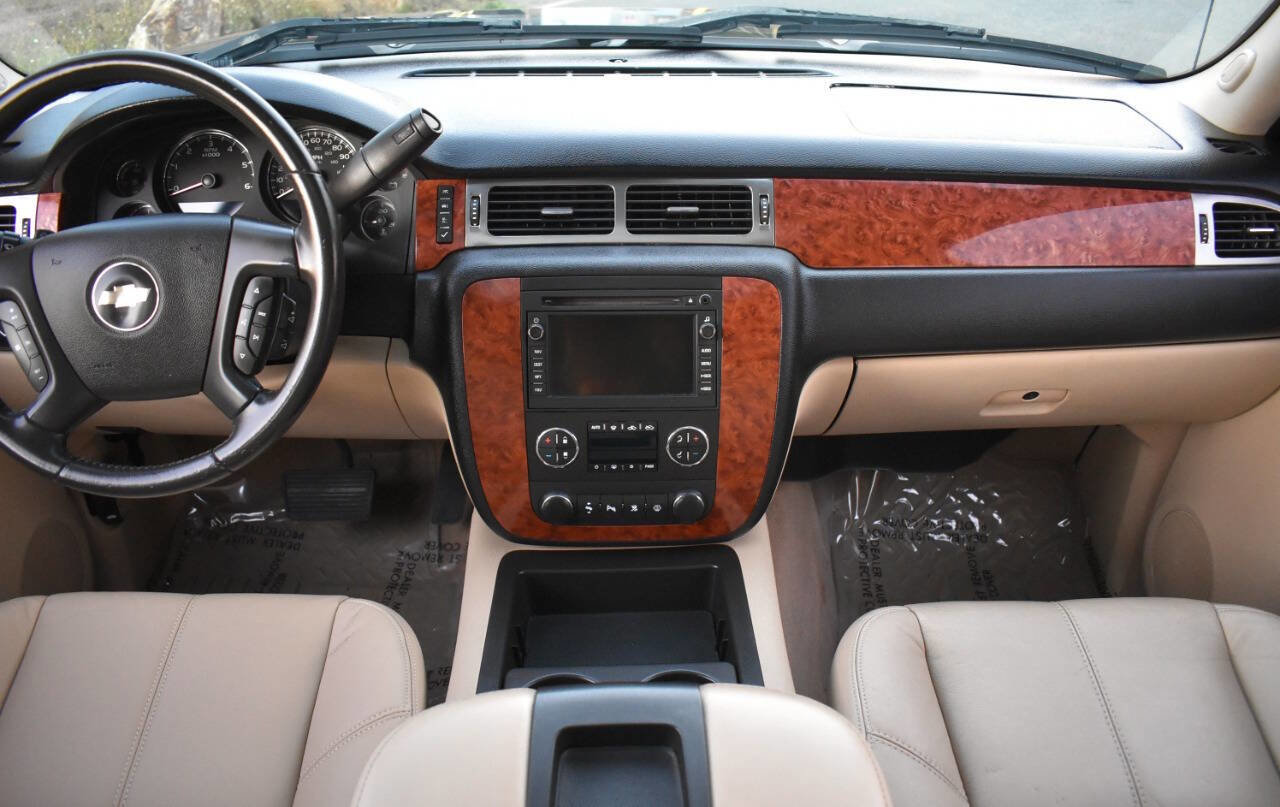 Used 2007 Chevrolet Silverado 1500 LTZ w/ Safety Package image 41