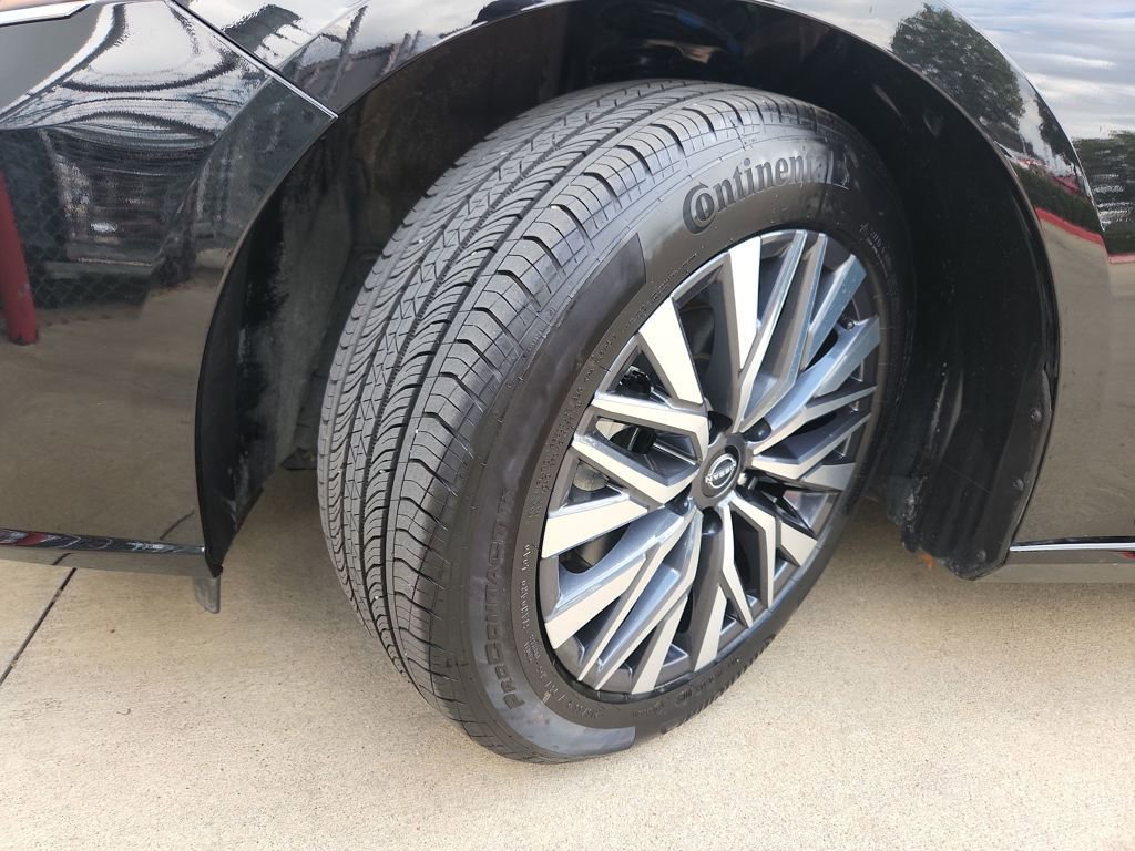 Used 2025 Nissan Altima 2.5 SV image 30