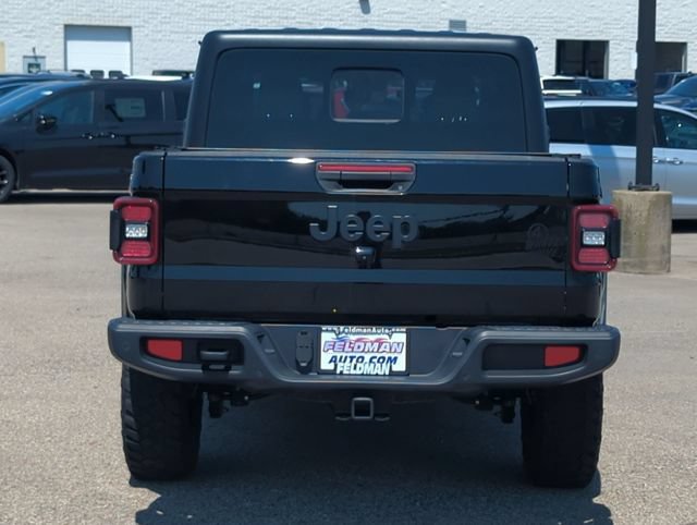 Used 2024 Jeep Gladiator Overland AWD/4WD image 4