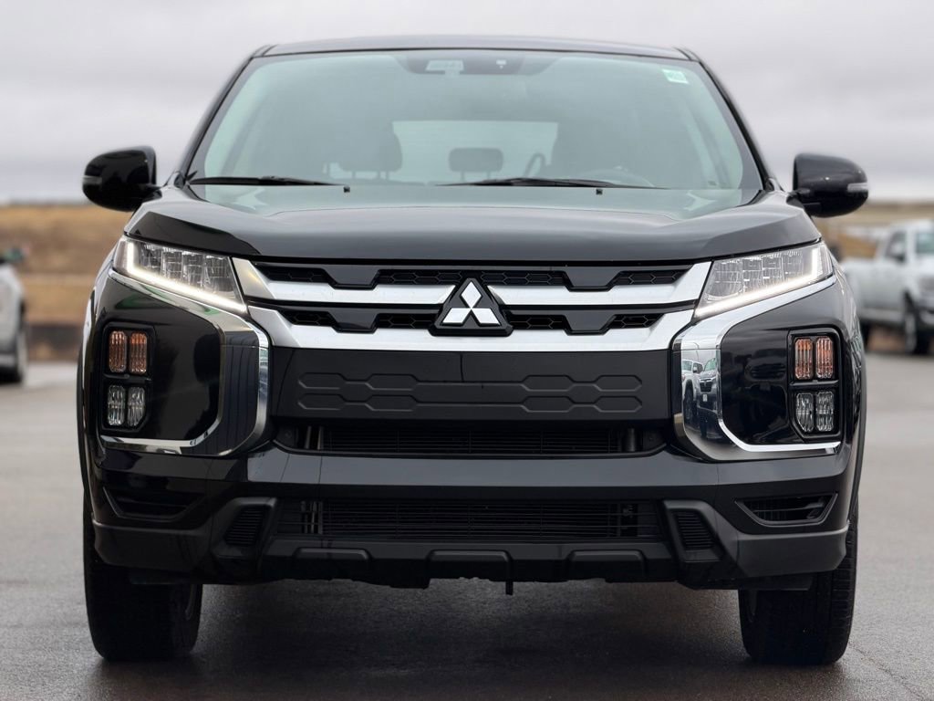 Used 2025 Mitsubishi Outlander Sport AWD image 6