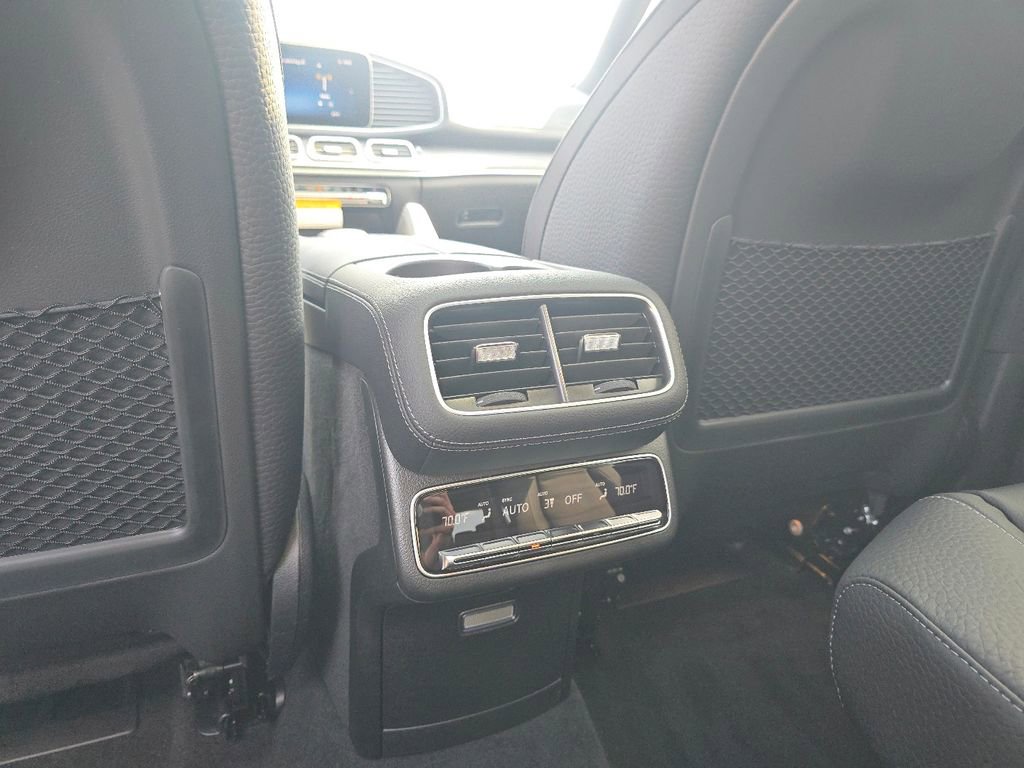 New 2026 Mercedes-Benz GLS 450 4MATIC image 26