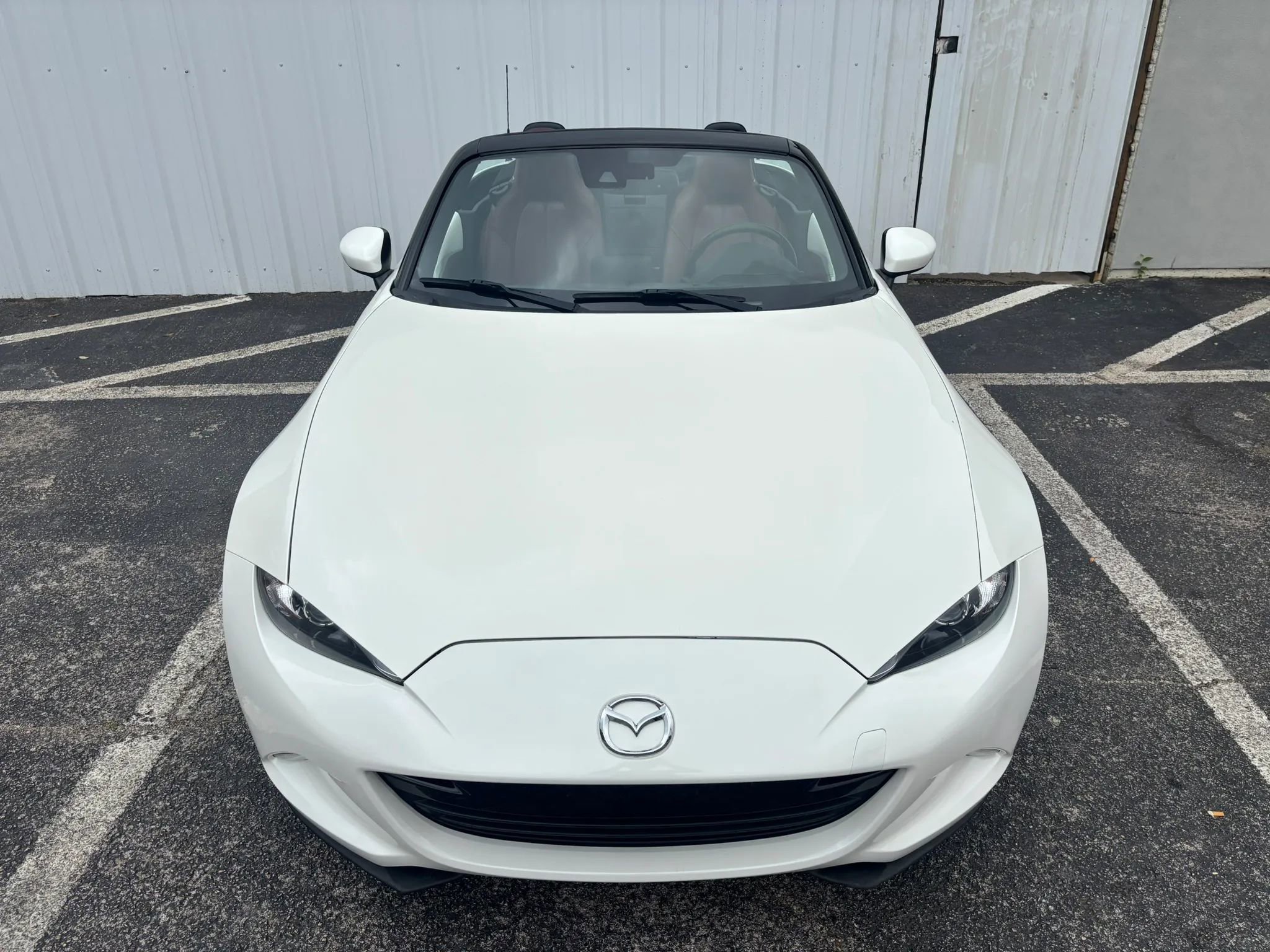 Used 2019 MAZDA MX-5 Miata Grand Touring RWD image 12