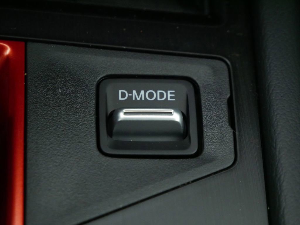 New 2026 Nissan Kicks SR w/ SR Premium Package image 34