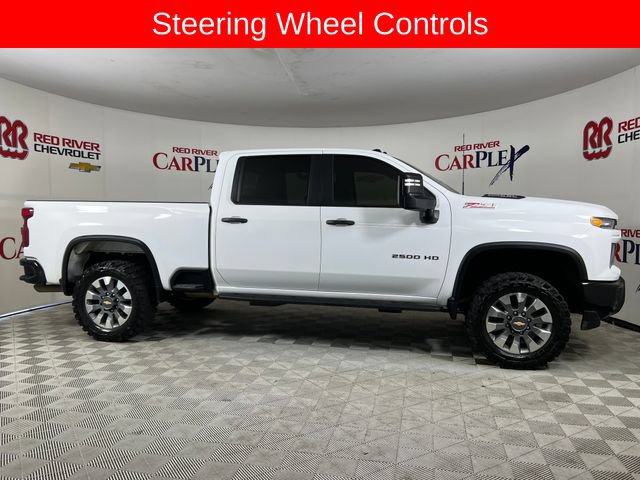 Used 2025 Chevrolet Silverado 2500 Custom w/ Custom Value Package AWD/4WD image 9