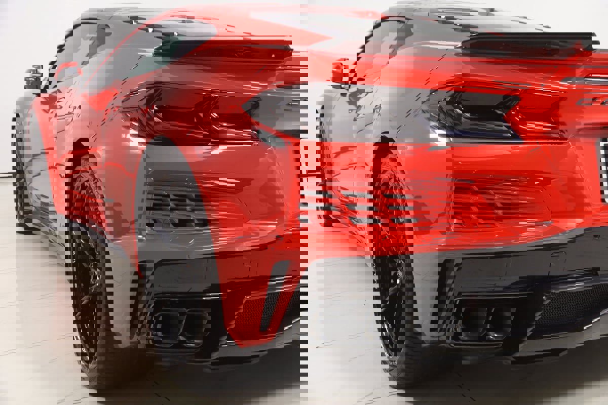 Used 2024 Chevrolet Corvette E-Ray w/ ZER Performance Package image 33