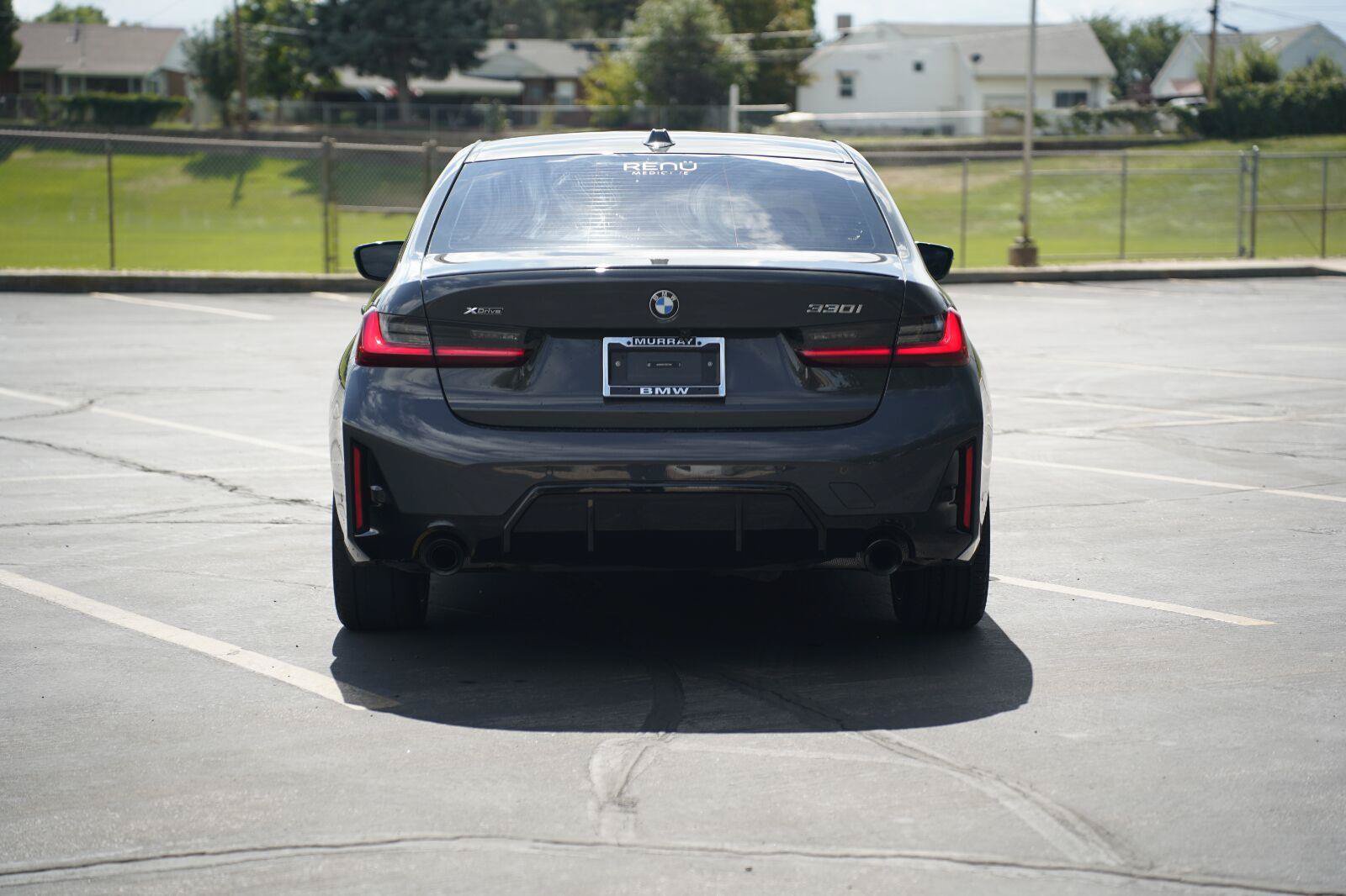 Used 2023 BMW 330i xDrive Sedan w/ M Sport Package AWD/4WD image 4